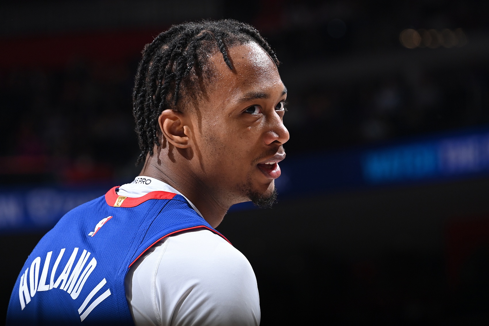 ManBetX-活塞GM：我们非常欣赏霍兰的竞争天性和职业道德 他渴望做到最佳