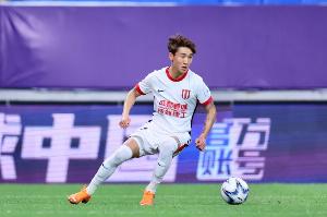 ManBetX官网-韦世豪：我看到很多来自全国各地友好的球迷，他们给了我力量